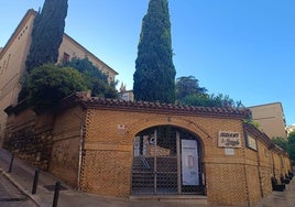 Edificio de la Escuela de Arte José Nogué.