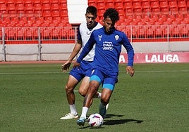 Luis Suárez puede jugar de inicio hoy.