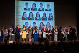 Uno de los momentos de la ceremonia de graduación de los alumnos de la Facultad de Farmacia.