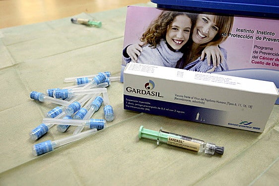 Gardasil, vacuna frente al virus del papiloma humano.