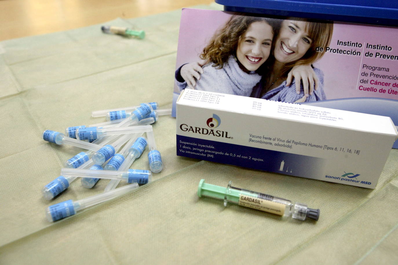 Gardasil, vacuna frente al virus del papiloma humano.