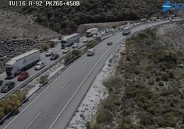 Retenciones en la a-92 tras los accidentes.