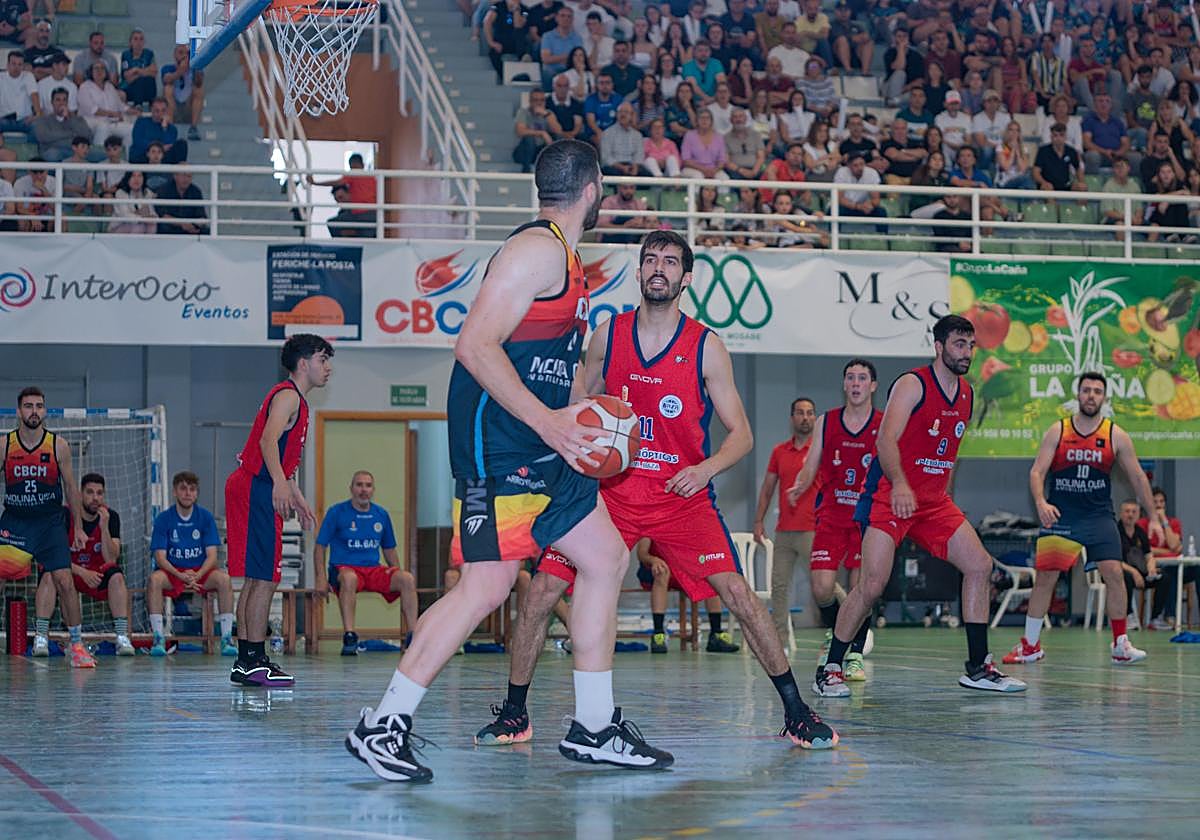 Aspecto del pabellón motrileño en la ronda de cuartos de final en el camino a la Liga EBA.