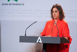 La consejera de Salud y Consumo de la Junta de Andalucía, Catalina García.