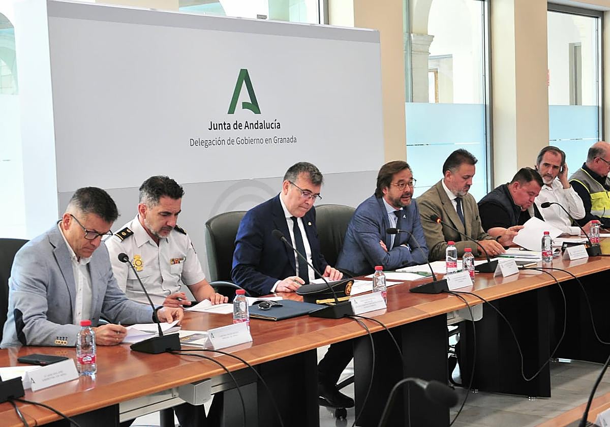 Reunión en la sede de la Junta para definir el plan antiincendios en Granada