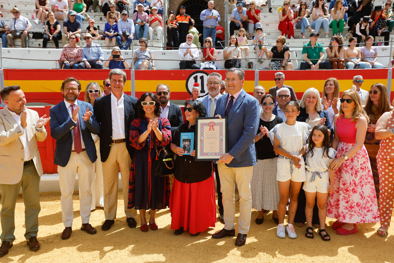 Espectaculares imágenes de los enganches en la plaza de toros de Granada