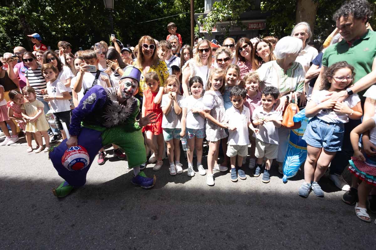 El desfile de la Tarasca de Granada, en imágenes