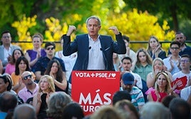 Zapatero, durante el mitin de este miércoles.