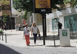 Termómetro público por la mañana