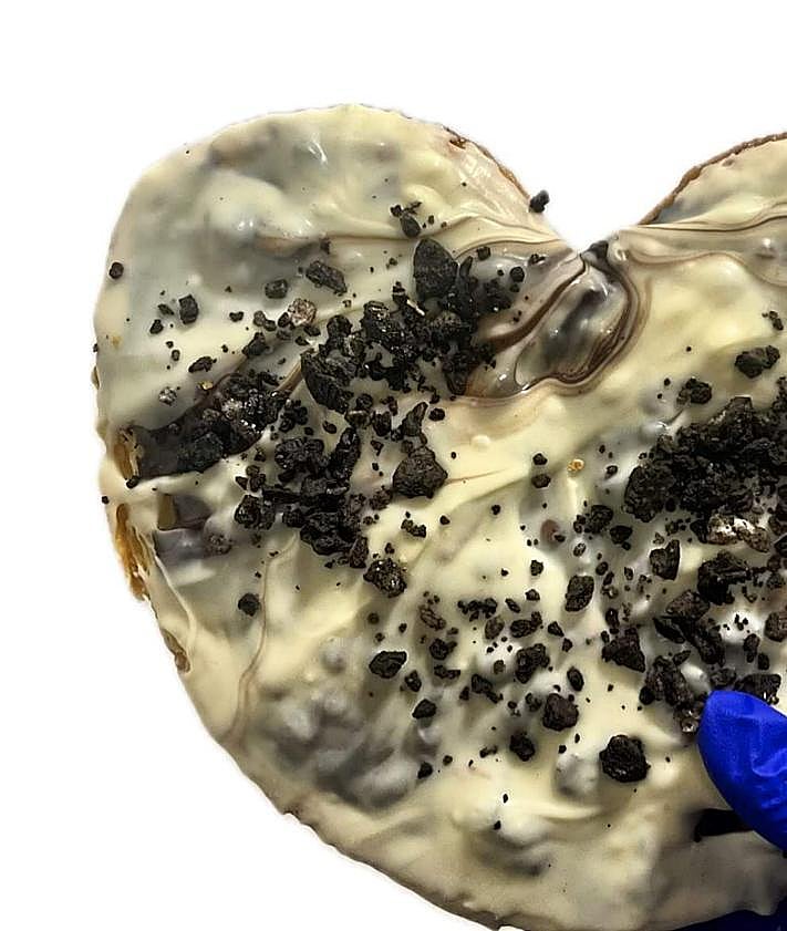 Imagen secundaria 2 - Los palmerones virales que arrasan en Granada: «Pasamos de hacer 50 al día a 200»