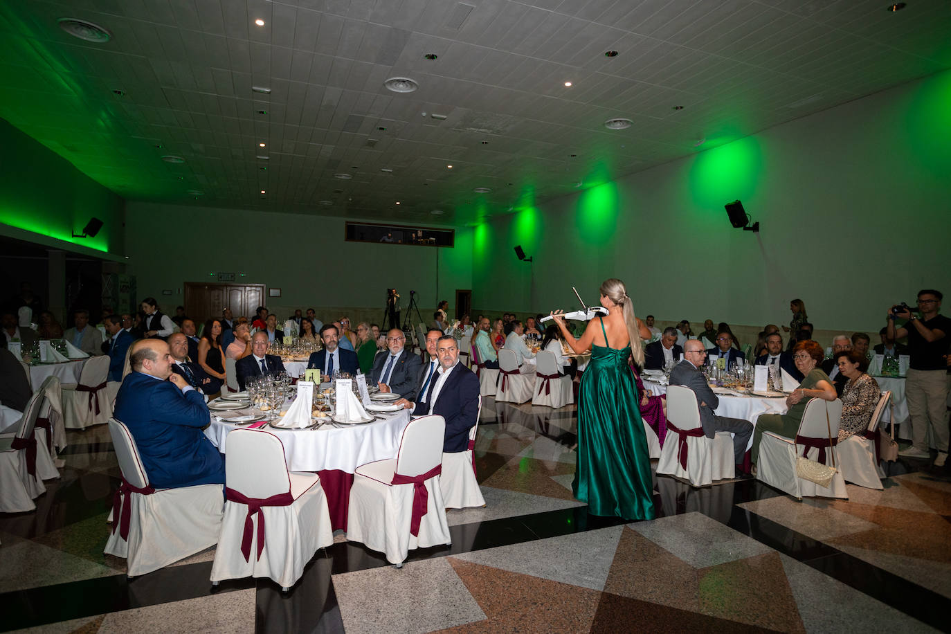 Las imágenes de una cena de gala para el recuerdo
