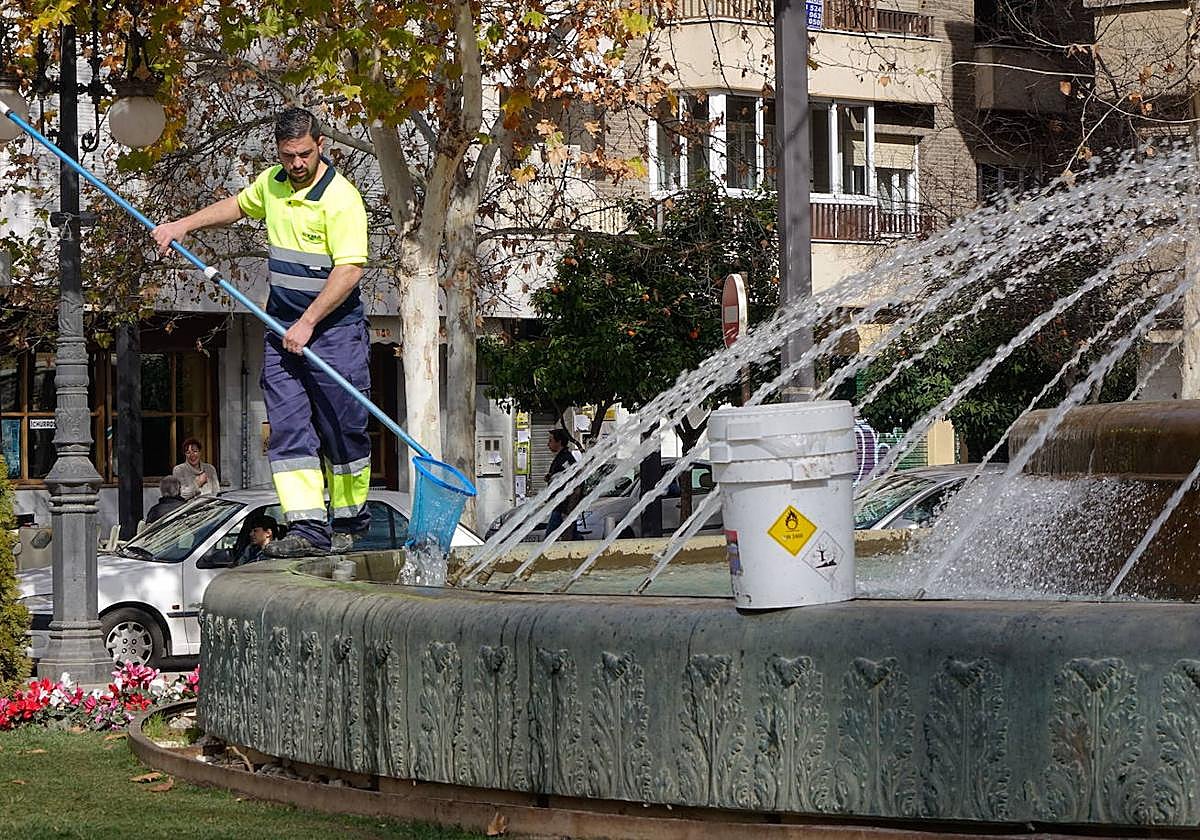 Urbanismo pide un año más para arreglar las fuentes ornamentales de la capital