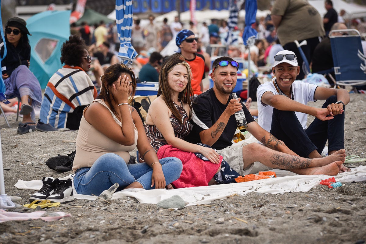 Las imágenes del Festival Aéreo de Motril y el ambiente en la playa