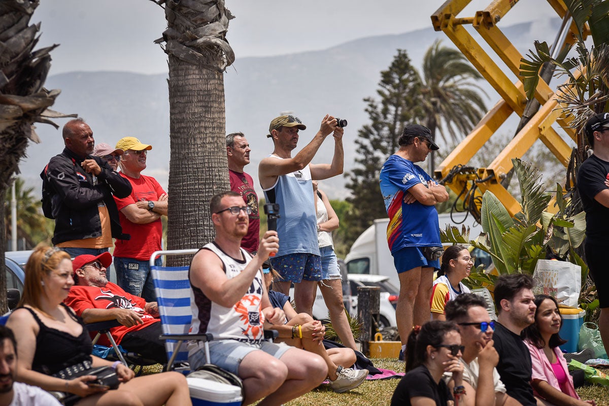 Las imágenes del Festival Aéreo de Motril y el ambiente en la playa