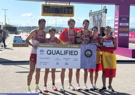 Las tres parejas españolas celebran el doble pase para los Juegos Olímpicos en el Mundial de marcha por equipos en Turquía.