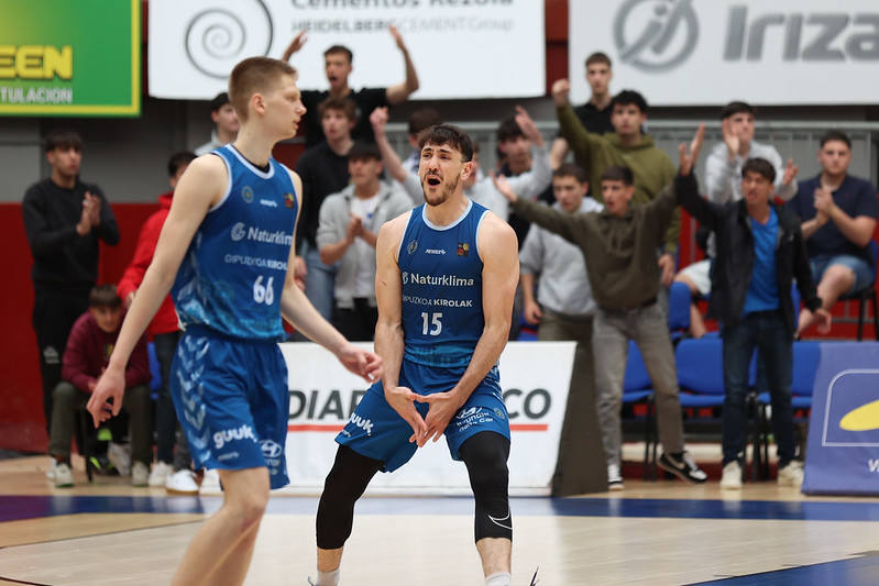 Iván Aurrecoechea (15), carácter para la pintura del Covirán.