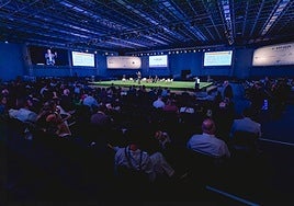 Dr. Joaquín Fernández, durante su presentación en el Congreso de la Sociedad Brasileña de Cirugía Refractiva y Cataratas