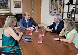 Nicolás Ruiz, María Victoria López, Mari Ángeles Peinado y José López Barneo.