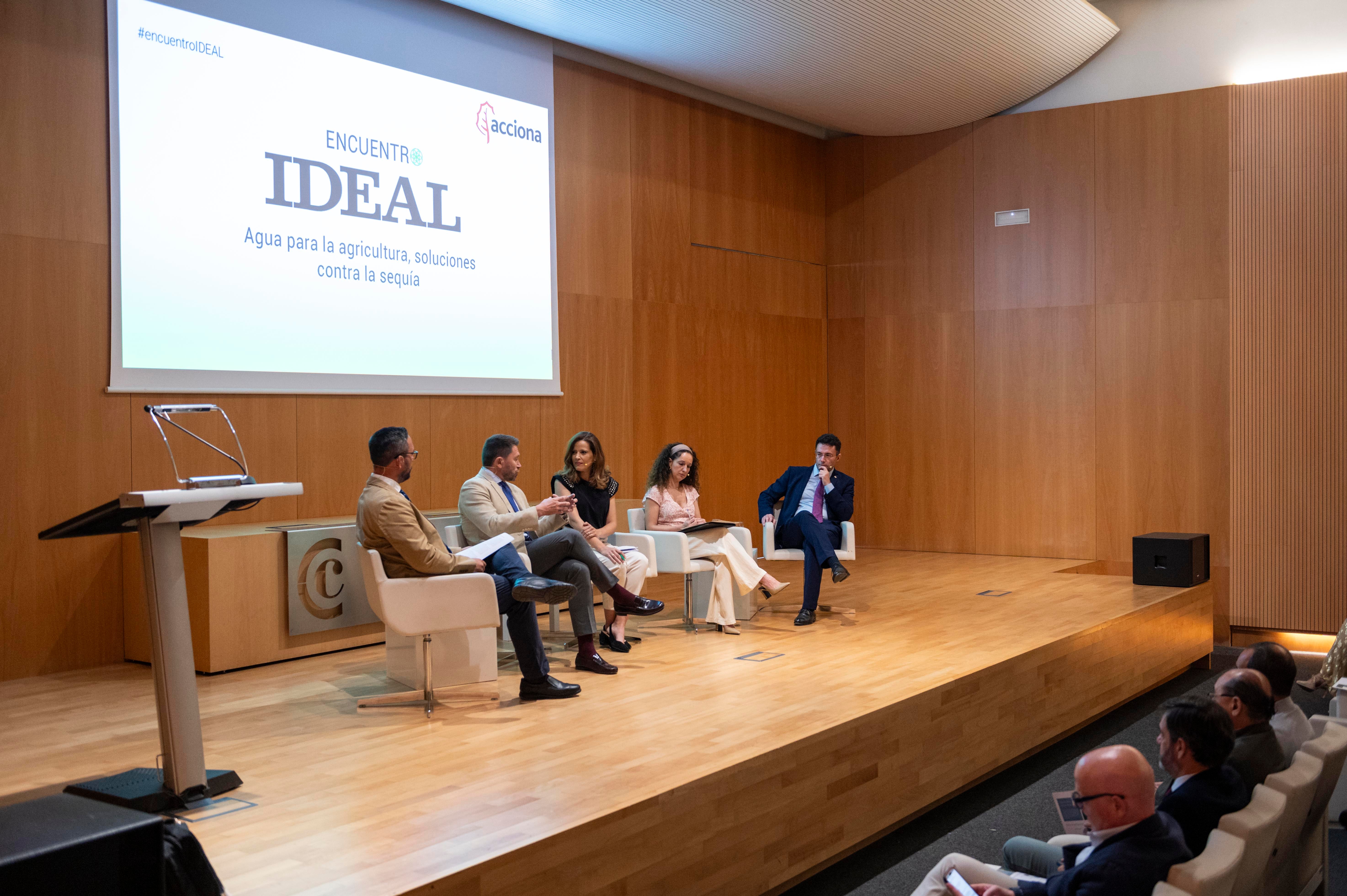 Las imágenes del encuentro de IDEAL y Acciona sobre el agua en la agricultura