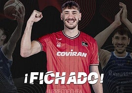 Iván Aurrecoechea, con la camiseta rojinegra.