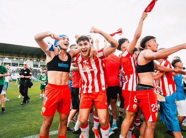 Las imágenes del ascenso del Almería B