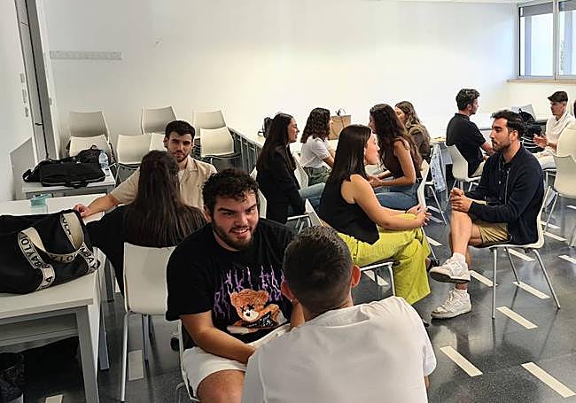 Una de las actividades de formación de T-Systems con sus estudiantes.