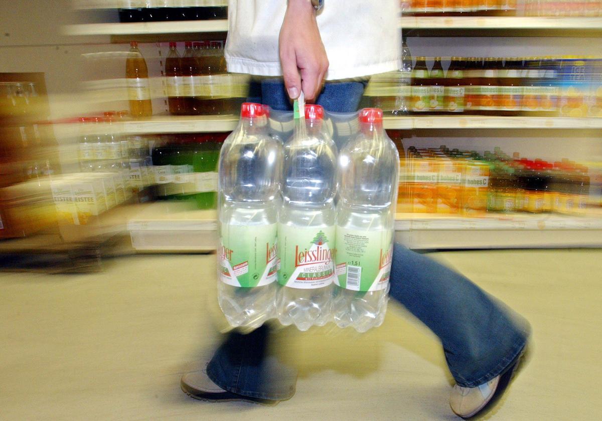 Alertan del peligro de un compuesto presente en envases de comida