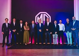 MG Neocars llega a Almería
