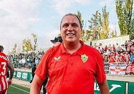 Alberto Lasarte, feliz por el ascenso conseguido en Toledo.