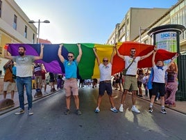 La marcha por el Orgullo se adueña de Almería.