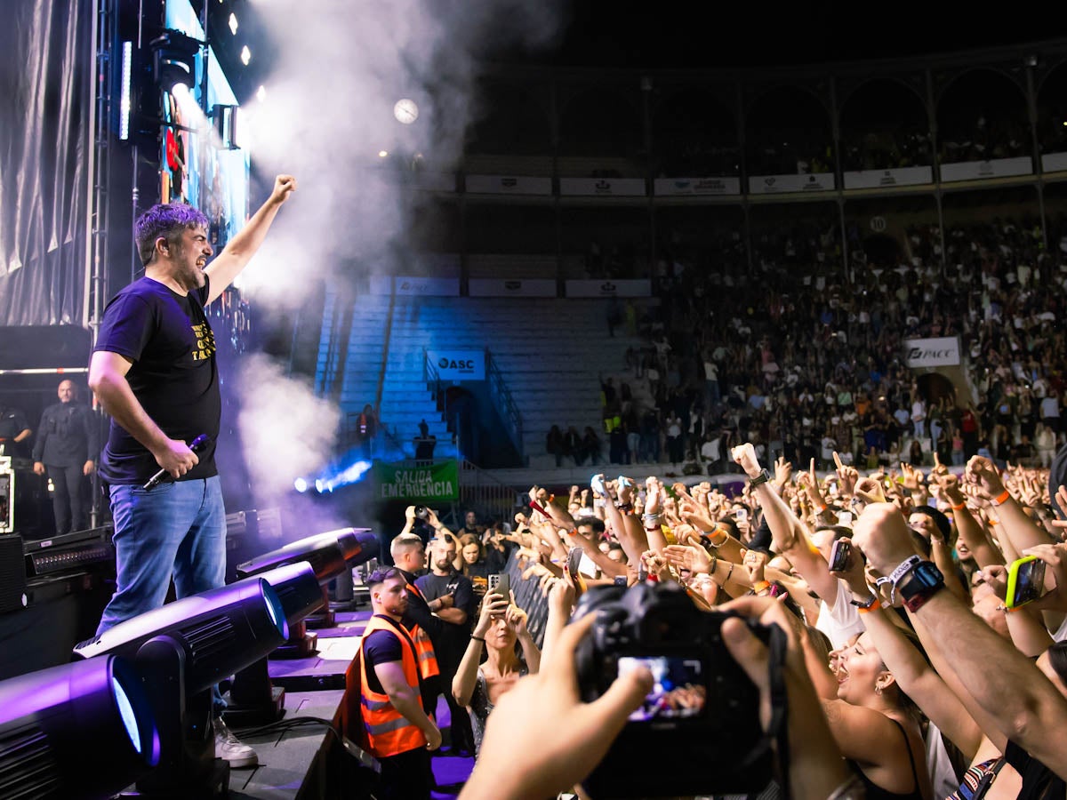 Las imágenes del concierto de Estopa en la Plaza de Toros