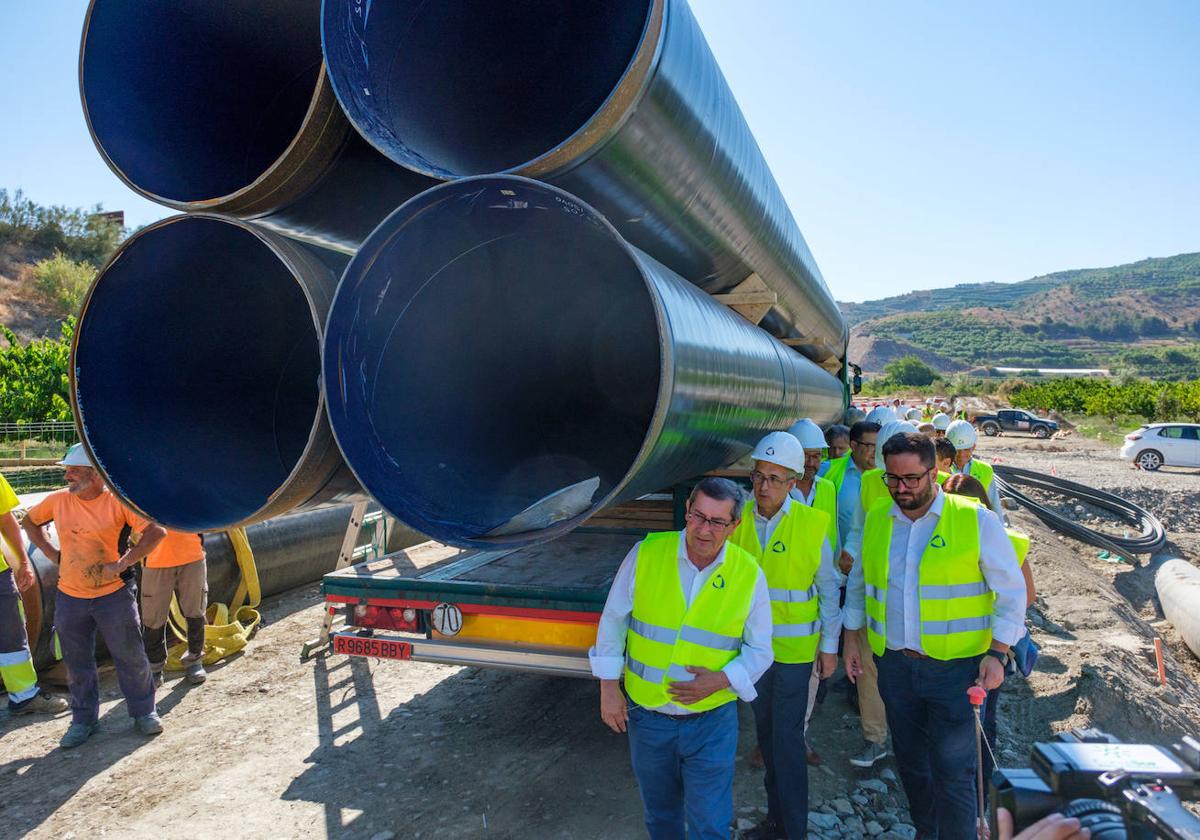 Visita del Gobierno a las obras del primer tramo de Rules.