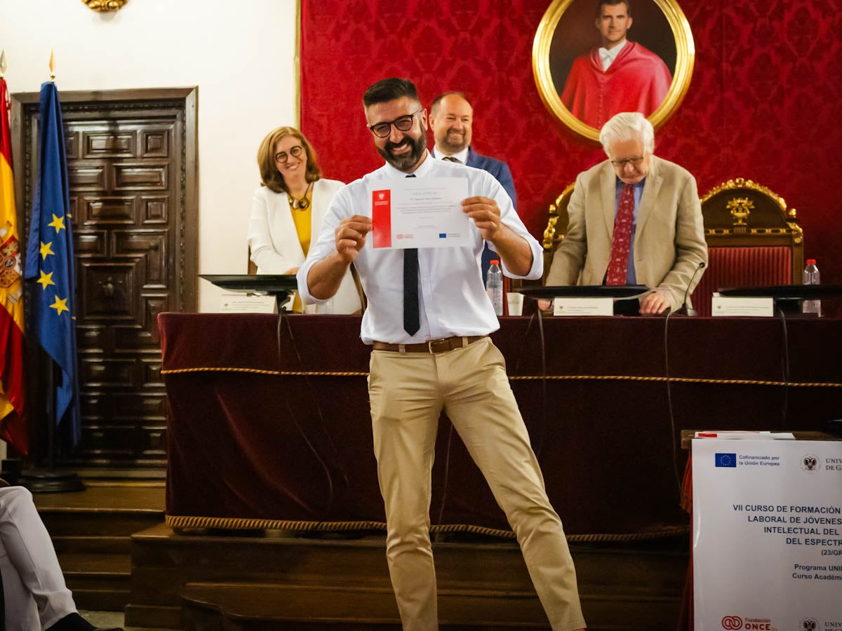 Así ha sido el acto de graduación de jóvenes con discapacidad en la UGR