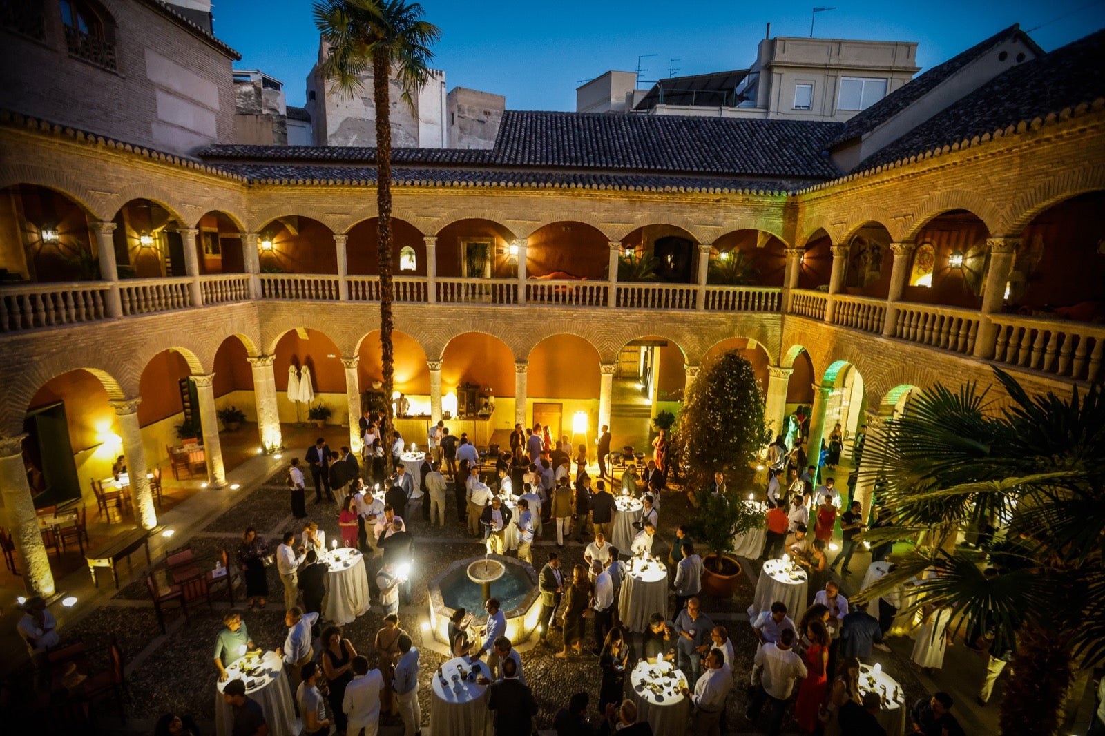 Una visita de Alhambra Venture a la Capilla Real y un cóctel para intercambiar ideas