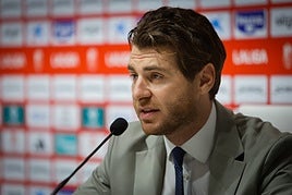 Matteo Tognozzi, durante la presentación de Pablo Insua.