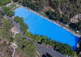 Piscina de Amurjo, en el municipio serrano de Orcera.