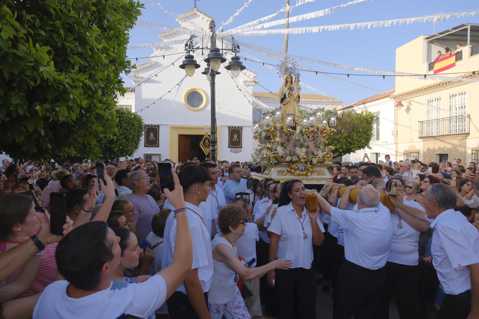 Motril se rinde a la patrona de los marineros