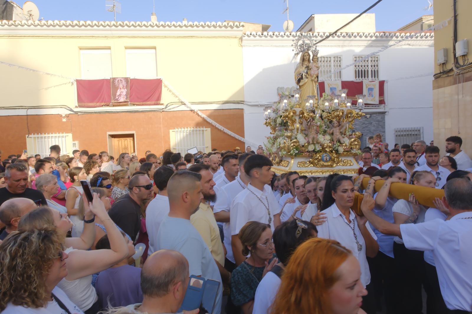 Motril se rinde a la patrona de los marineros