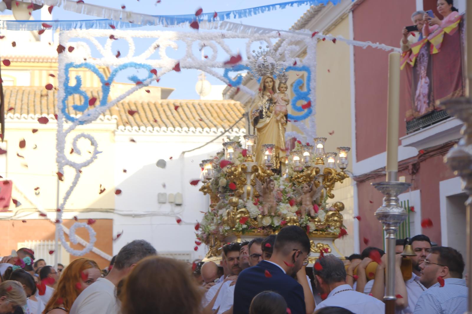 Motril se rinde a la patrona de los marineros