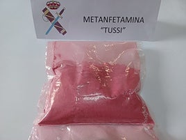 La bolsa de cocaína rosa.