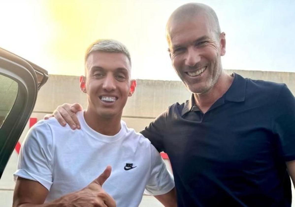 Myrto Uzuni y Zinedine Zidane, juntos en Granada.