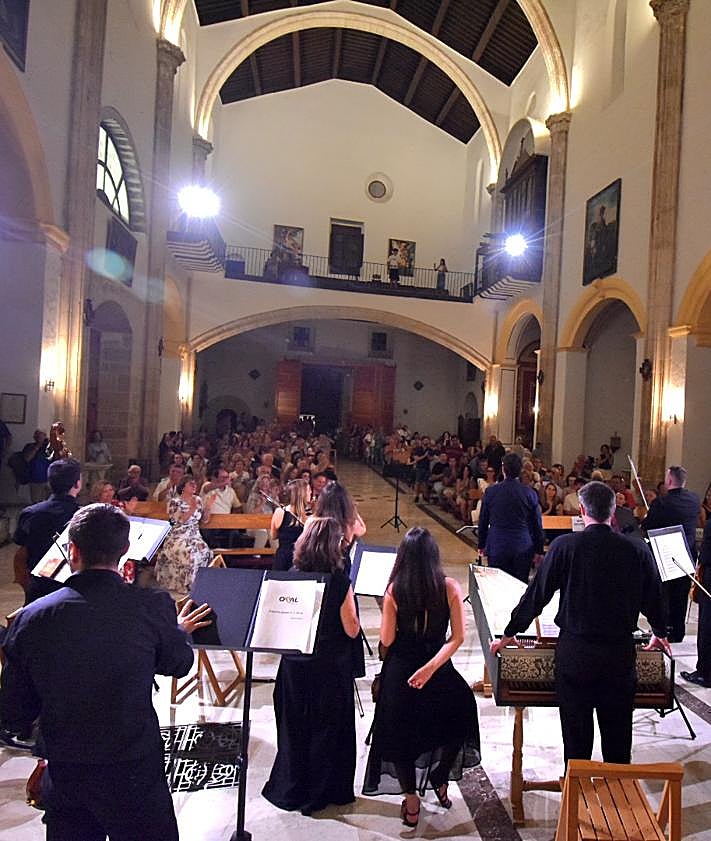 Imagen secundaria 2 - La OCAL presenta &#039;Le Grand Tour&#039;, el gran viaje de los jóvenes ricos por Europa en el XVII y XVIII