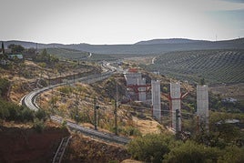 Obras del primer tramo de la variante de Loja, del AVE, en una imagen de archivo.