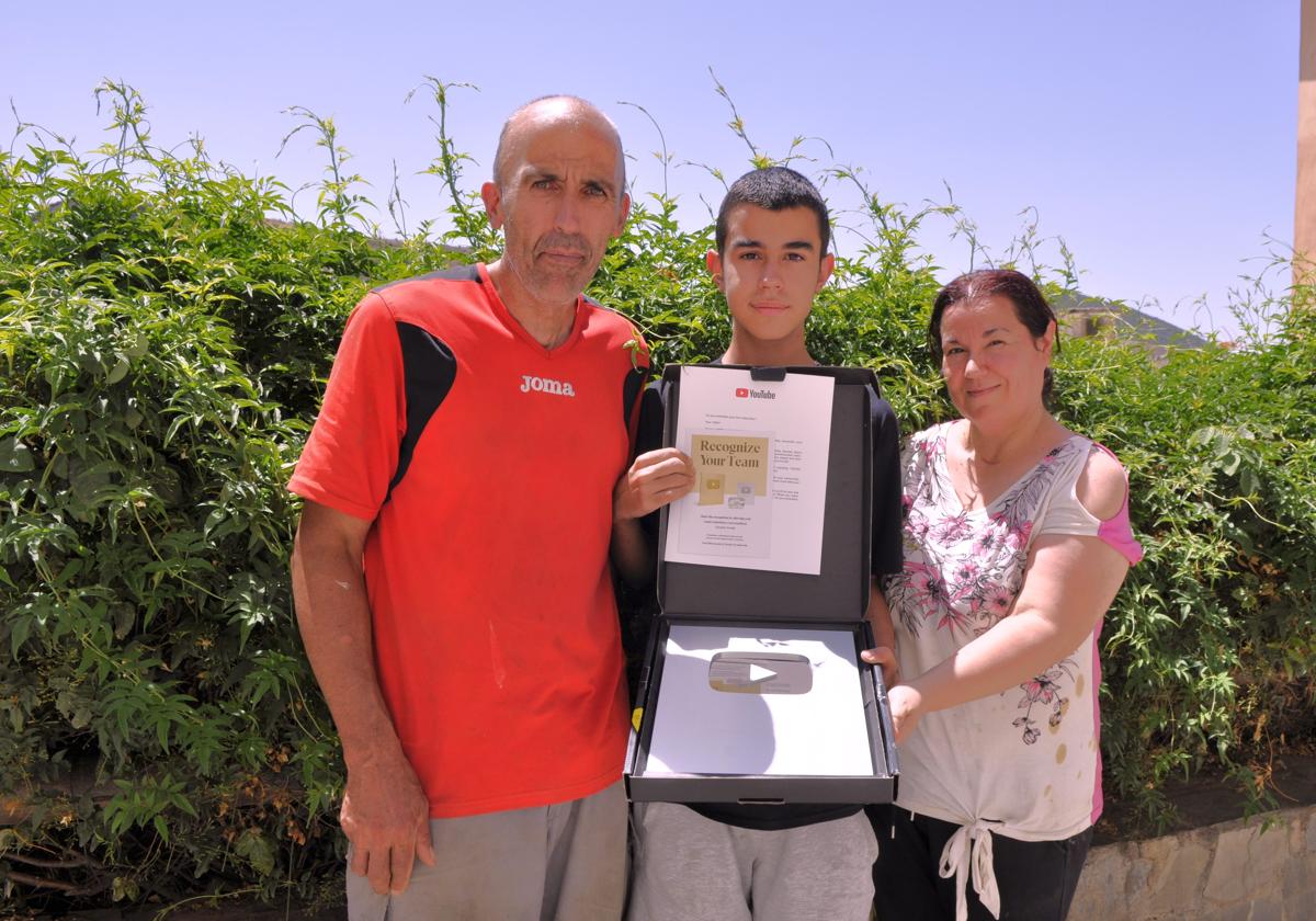 Premio de Youtube al joven de Busquístar.