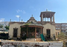 Fachada principal del Cortijo de La Molineta.