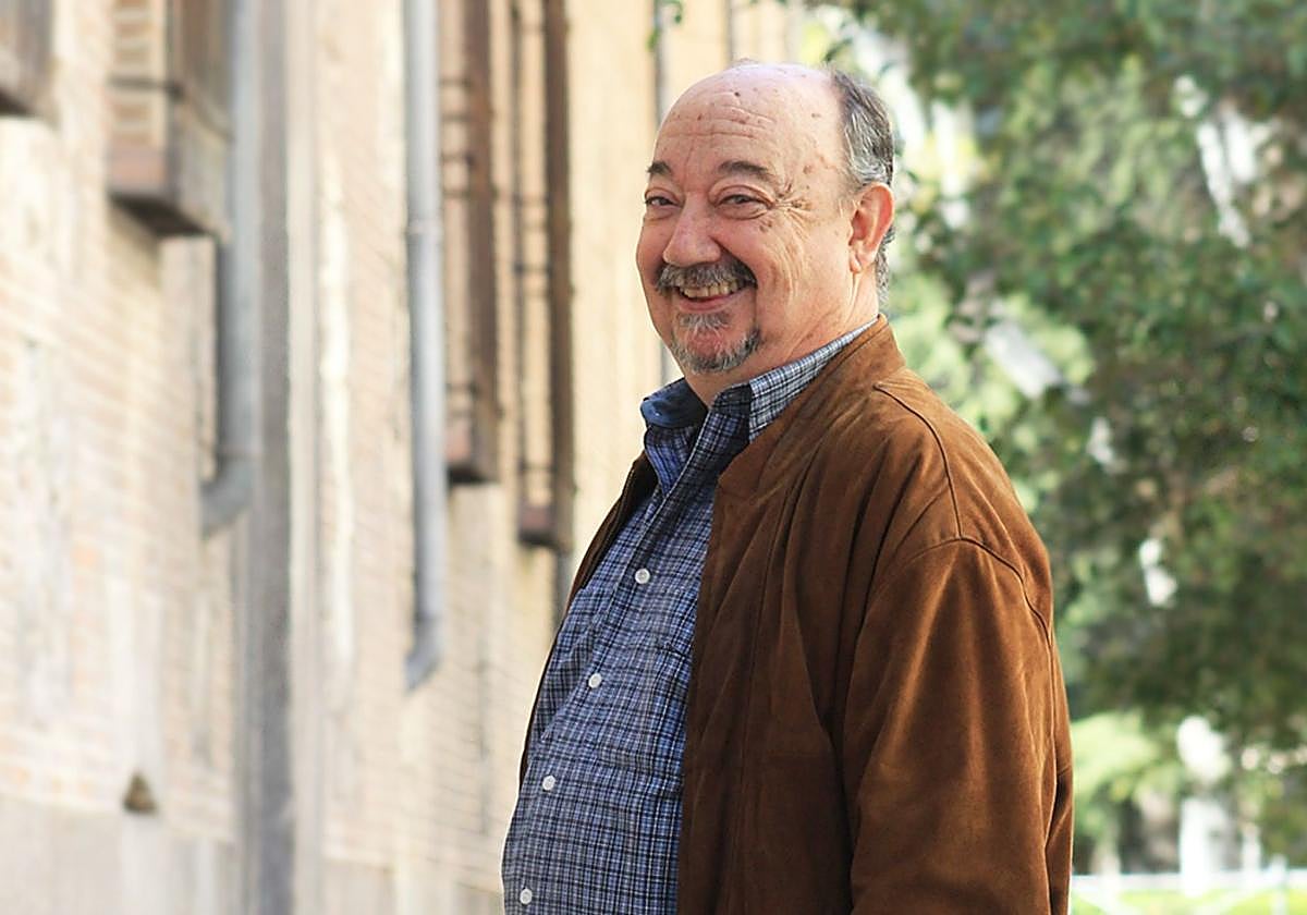 Muere Miguel Vigil a los 68 años.