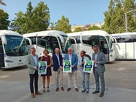 Cuatro nuevos buses híbridos para conectar Granada con el aeropuerto