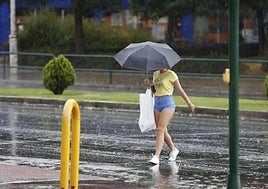 Llega este viernes una vaguada con tormentas y menos calor: así afectará a Andalucía.