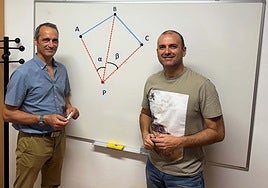 Francisco Manzano Agugliaro, catedrático del Área de Expresión Gráfica en la Ingeniería, y Francisco Gil Montoya, catedrático del Área de Ingeniería Eléctrica de la Universidad de Almería.