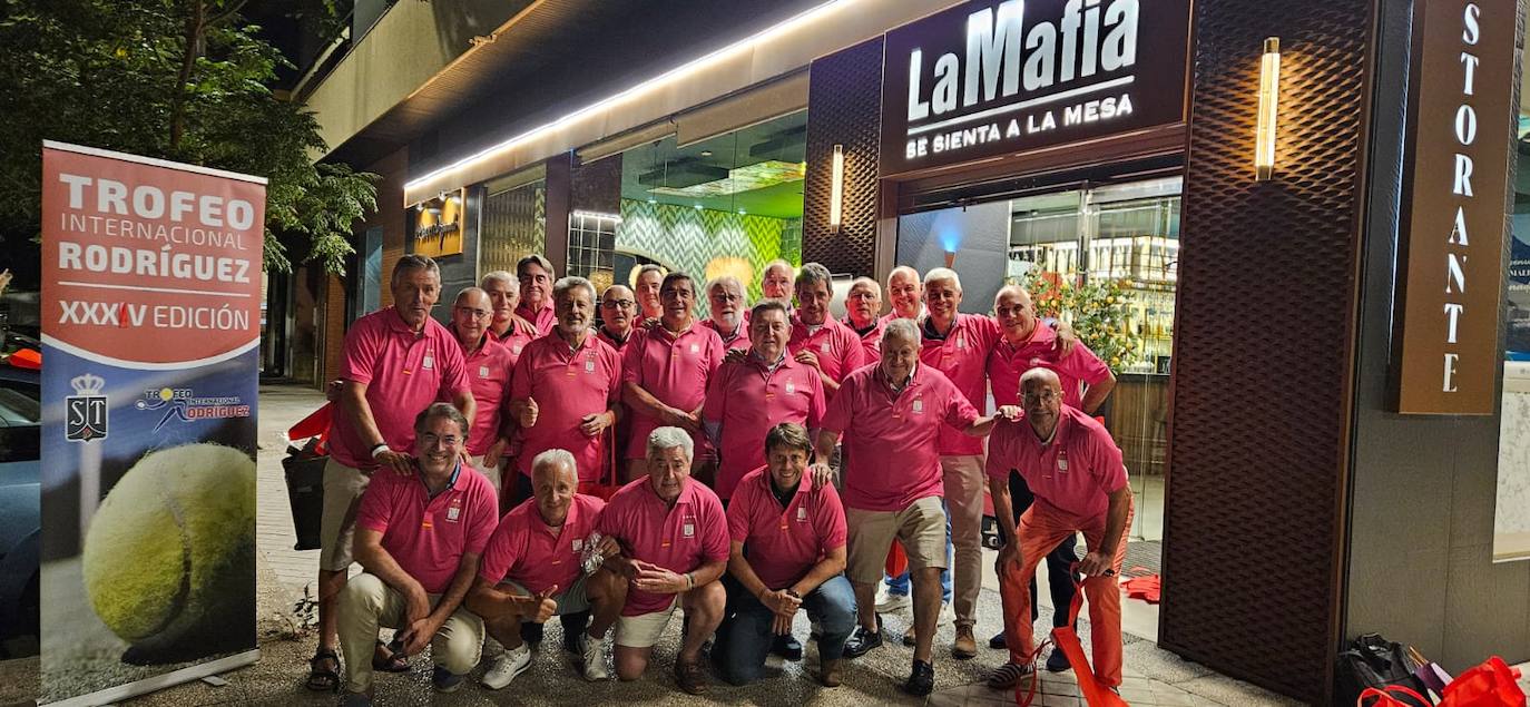 Participantes del clásico Trofeo Rodríguez de la RST.